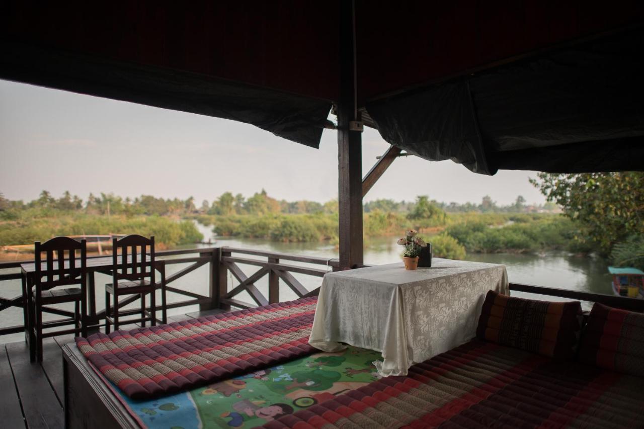 Chanhthida Guesthouse And The River Front Restaurant Ban Khon 외부 사진