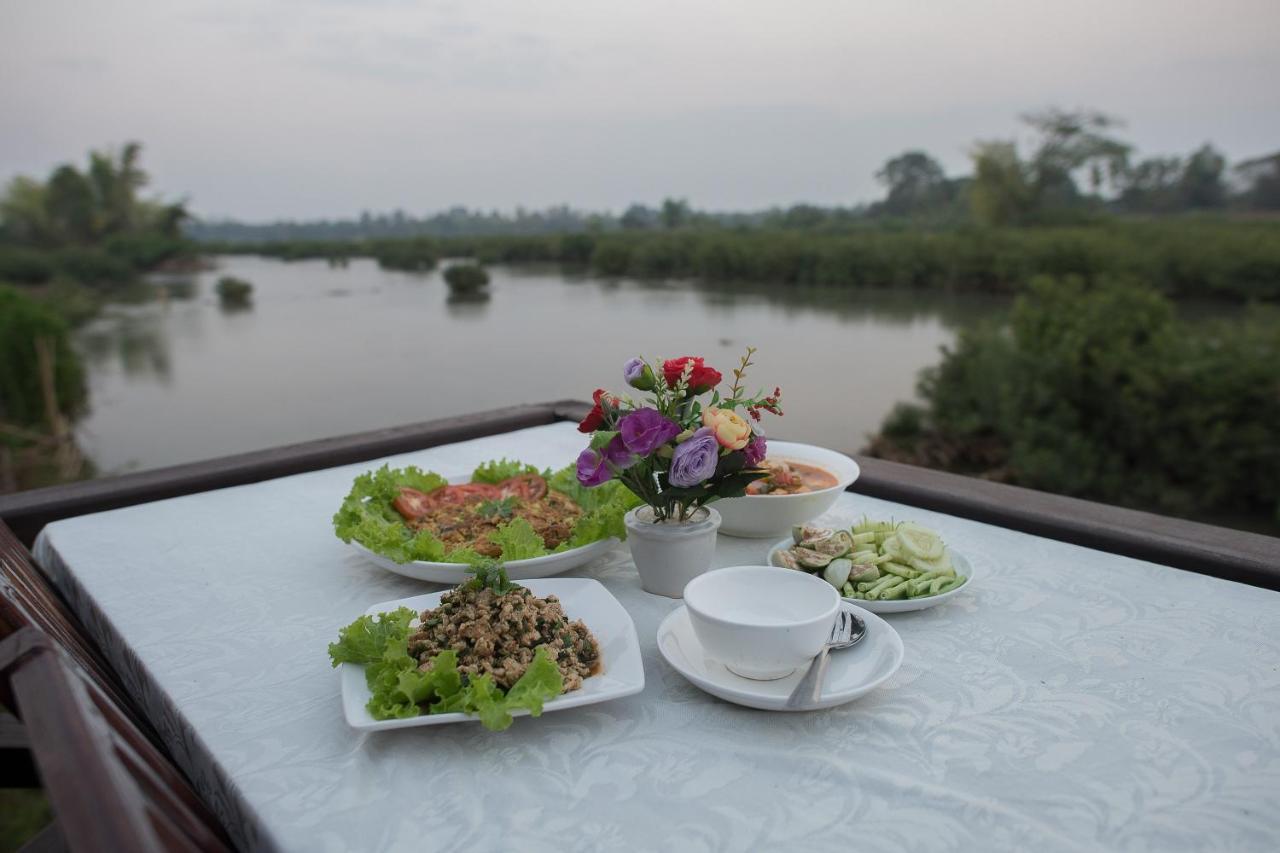 Chanhthida Guesthouse And The River Front Restaurant Ban Khon 외부 사진